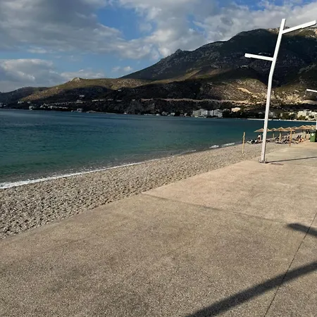 Sea Steps - Λουτράκι