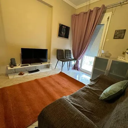 Sea steps - Λουτράκι Apartment