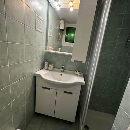 Apartment Seasteps