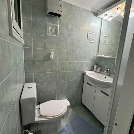 Apartment Sea steps - Λουτράκι *